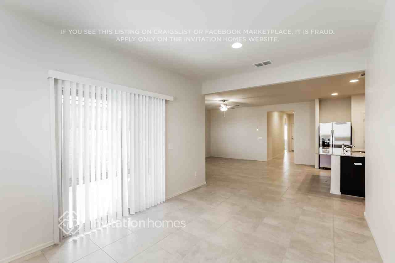25318 W Romley Rd - Photo 7 of 22