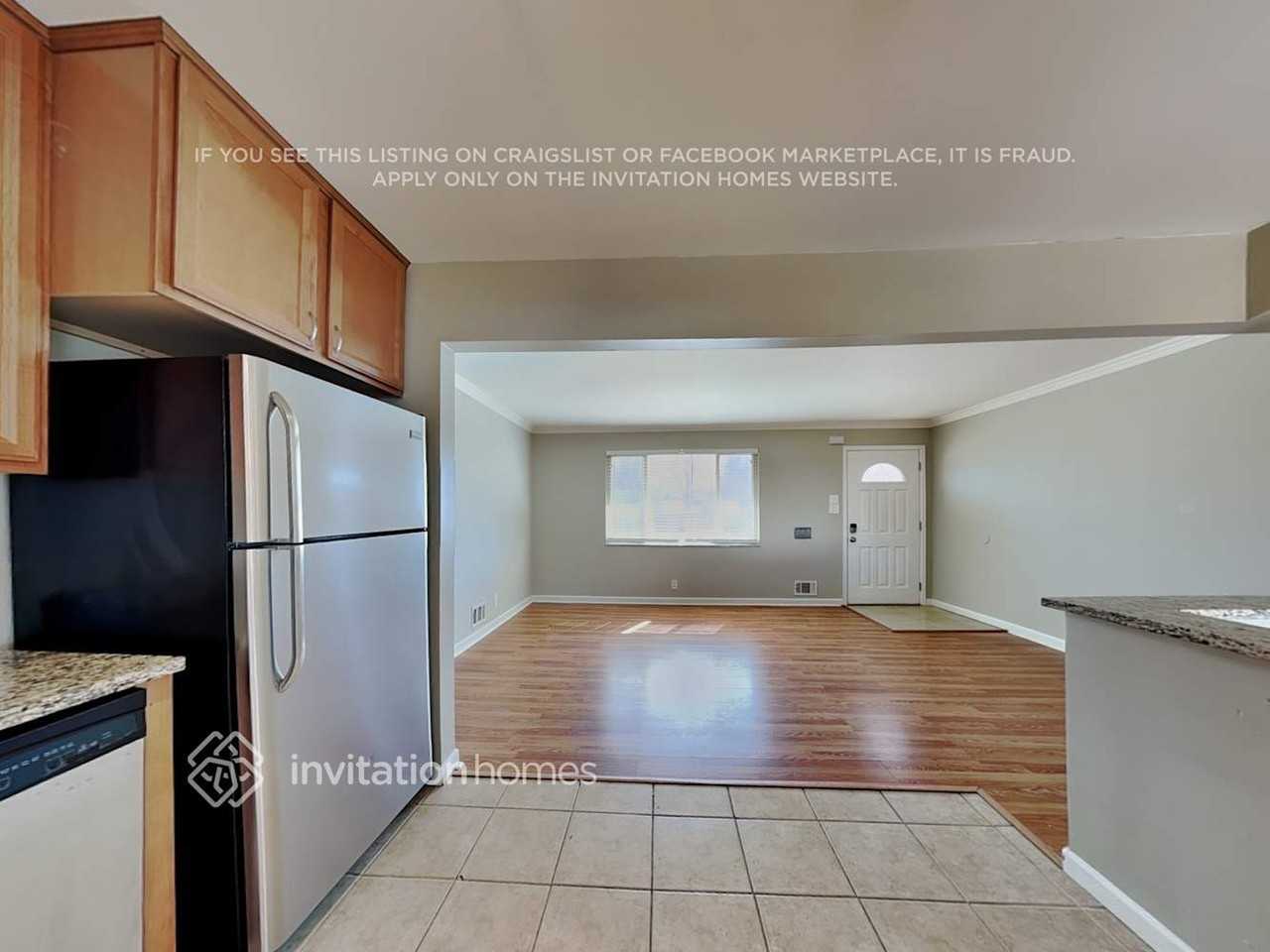 1909 E 116th Ave - Photo 7 of 21