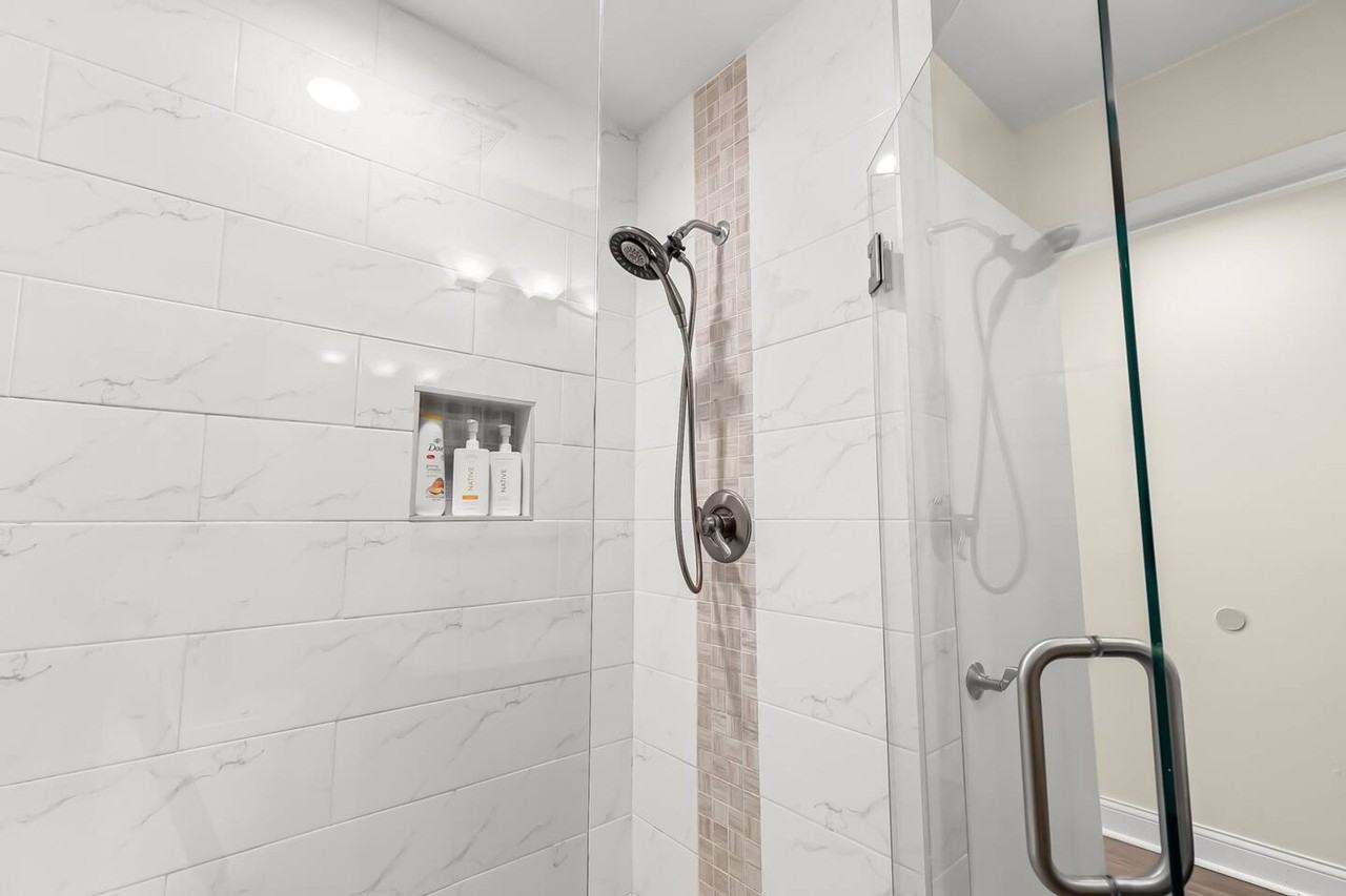 Royal Oak Place - Photo 6 of 40