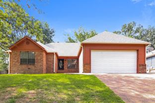 5659 Riverhead Ave - Photo 1 of 1