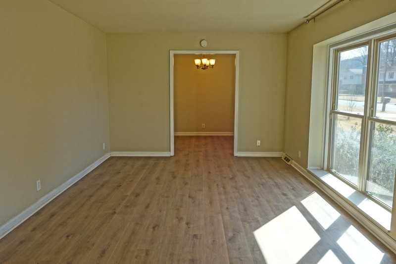 905 Coronado Ave Se - Photo 6 of 18