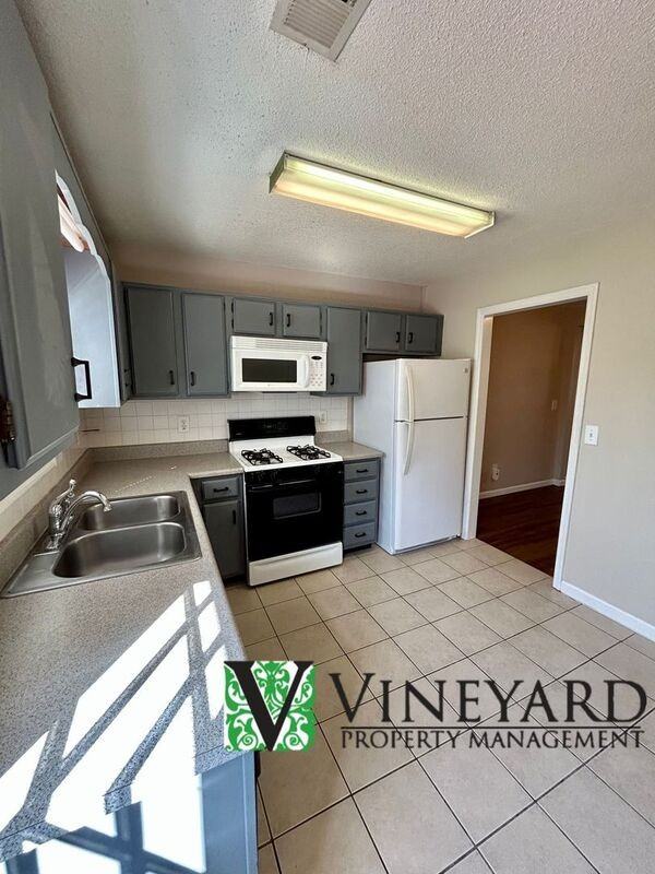 7015 Sand Wedge Cir Nw - Photo 6 of 16