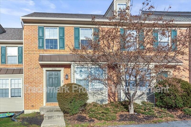 1869 Shady Oak Dr - Photo 2 of 31