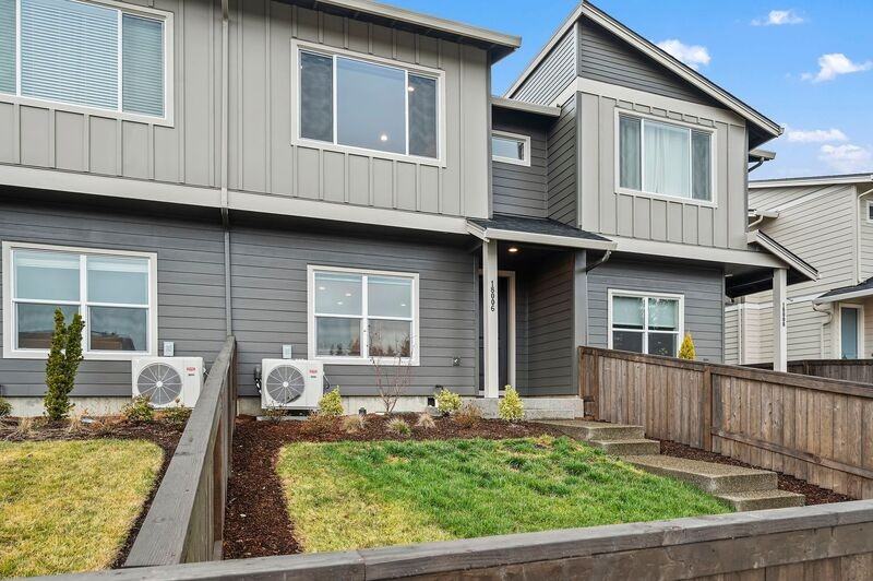 18006 Ne 47th Ave - Photo 2 of 35