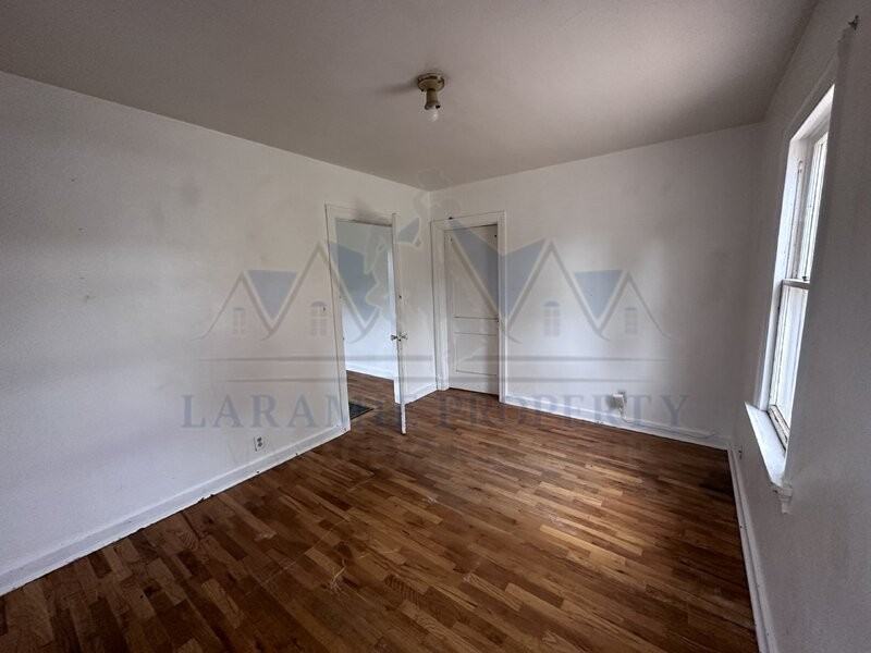 918 E Gibbon St - Photo 3 of 13