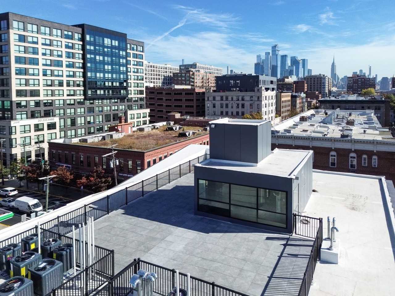 The Constantine - Photo 2 of 30