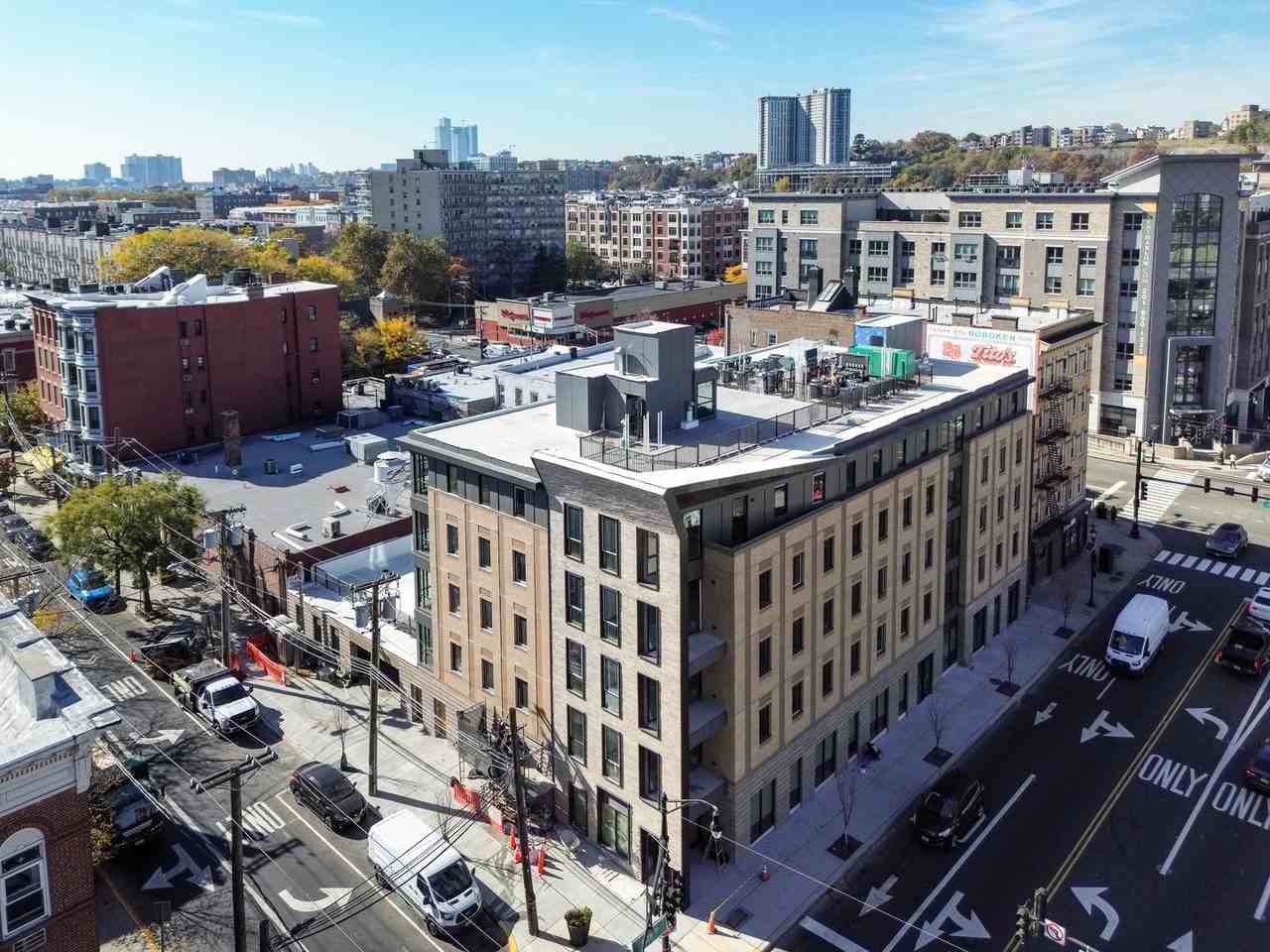 The Constantine - Photo 3 of 30