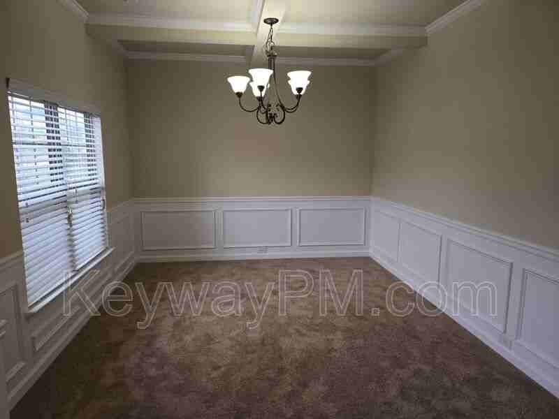 5370 Bull St - Photo 4 of 16