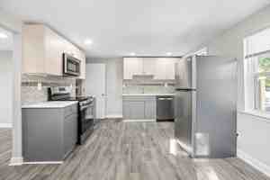 featured image of 20 E Monument Ave