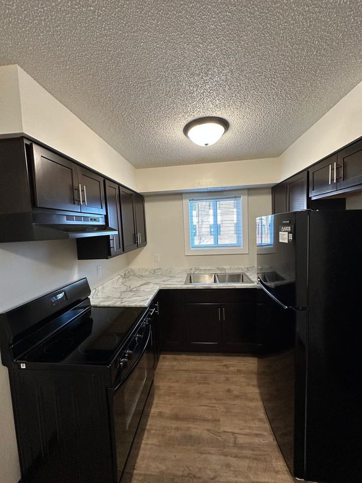 Lantern Park Apartments - Photo 4 of 11