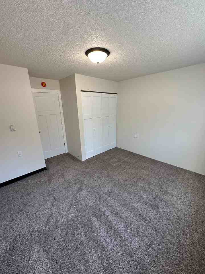 Lantern Park Apartments - Photo 6 of 11