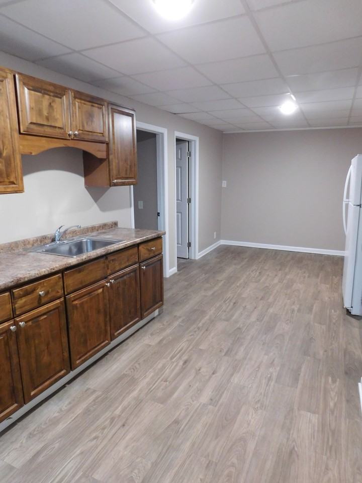 1219 Pennsylvania Avenue - Photo 2 of 10