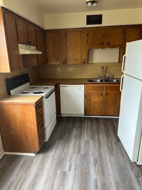 208 Veterans Ave - Photo 3 of 13