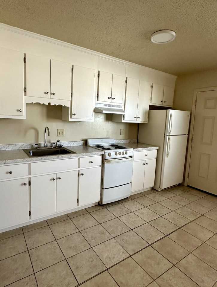 951 Bellmore Avenue - Photo 2 of 10