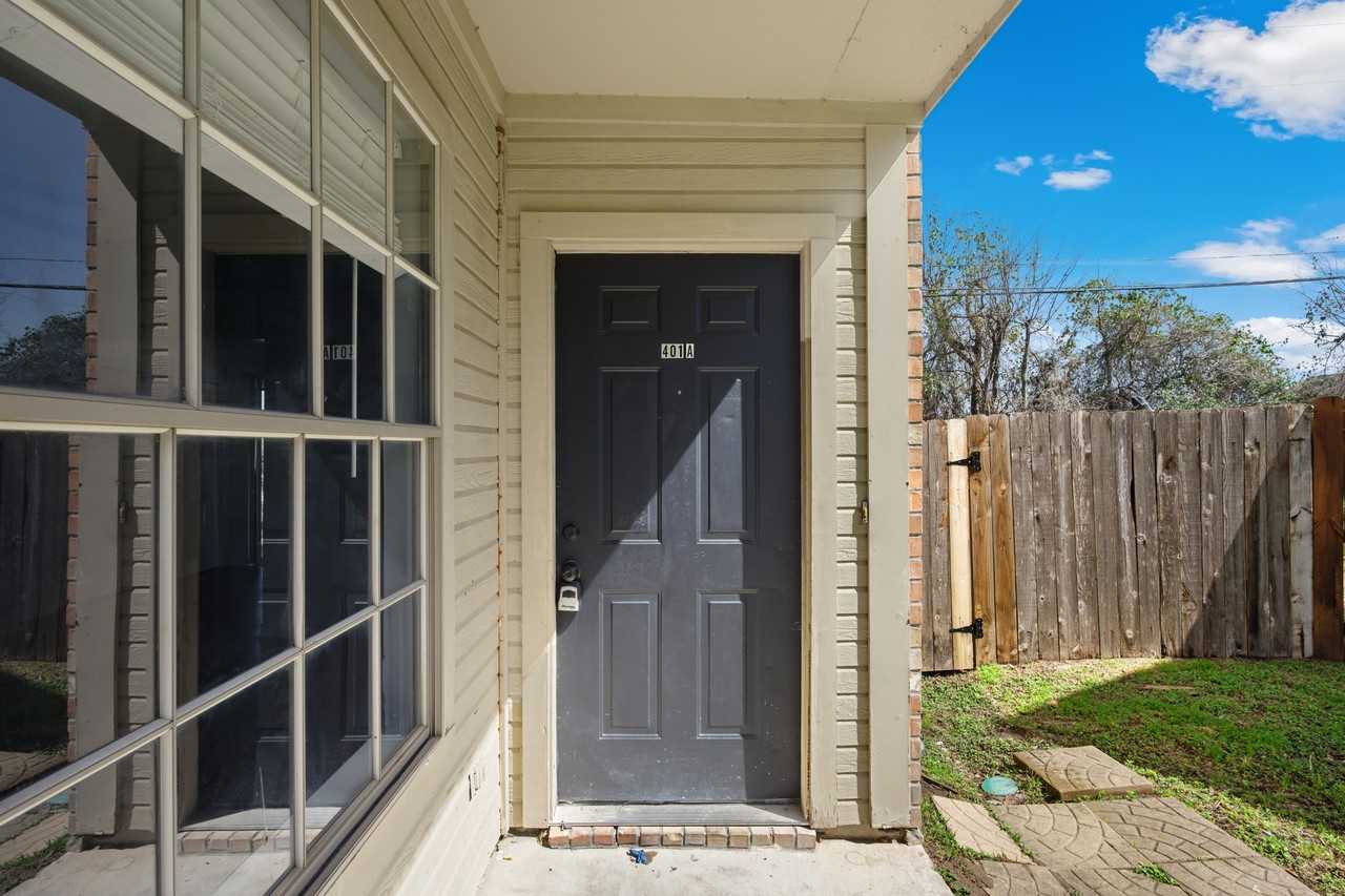 401 Park Road #A - Photo 3 of 22