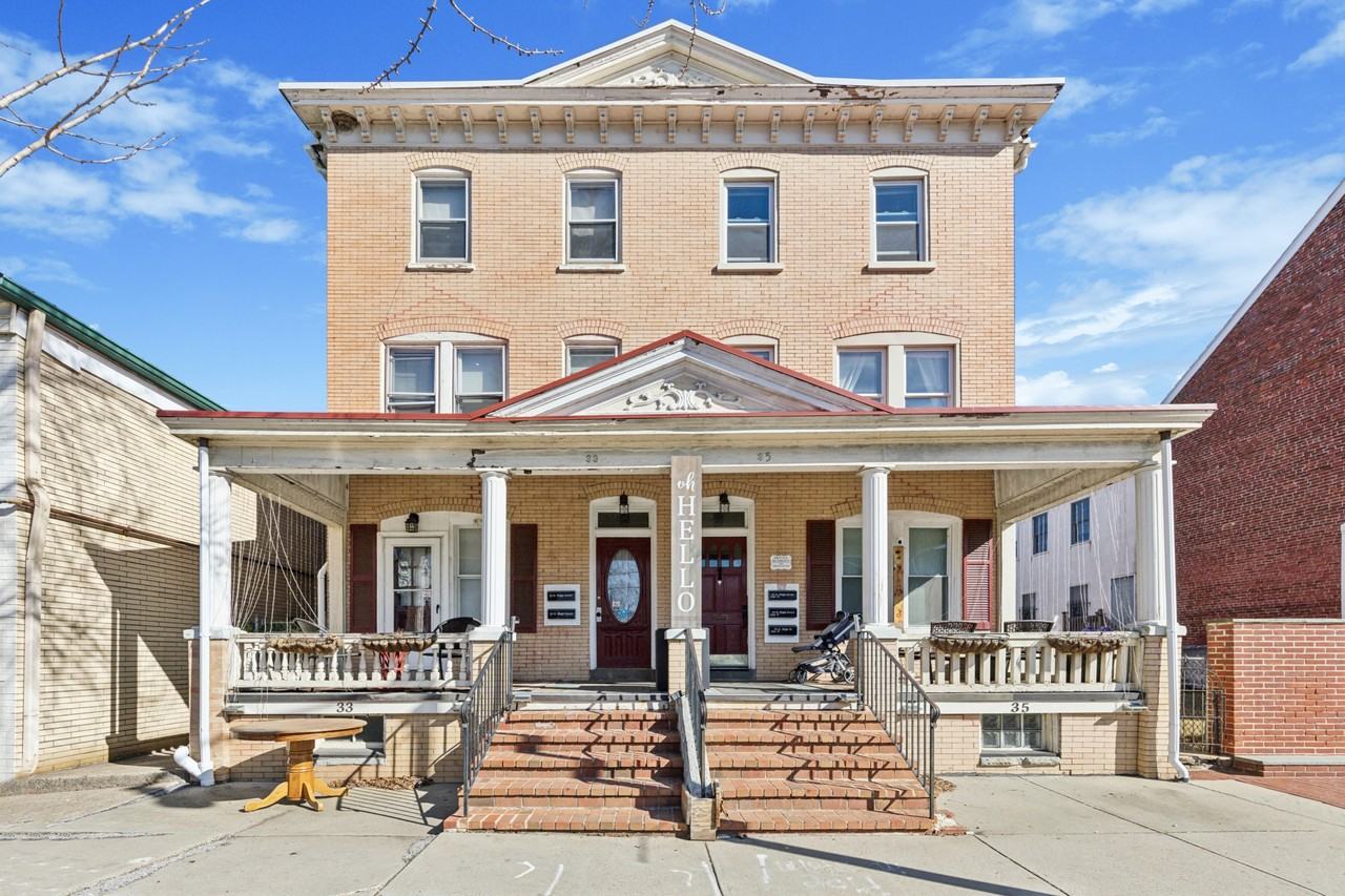 33 East High Street - Photo 2 of 12