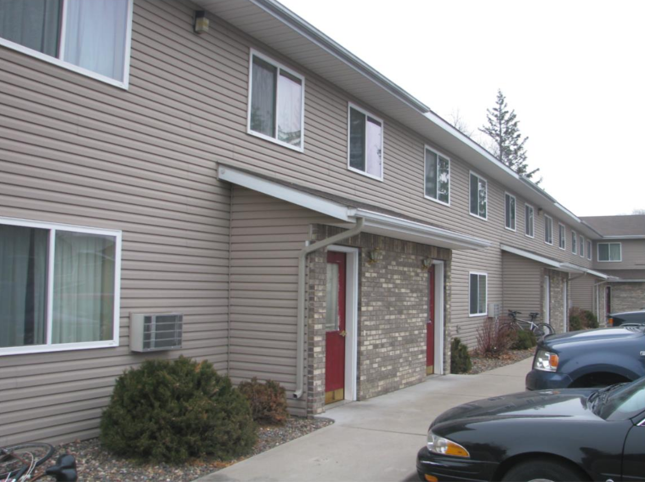 1063 East Cascade Ave - Photo 3 of 18