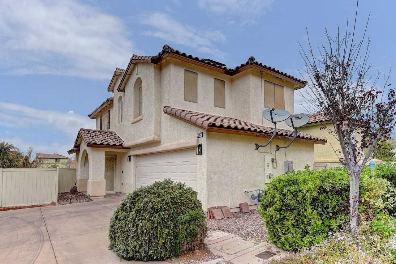 1052 Coronado Peak Ave - Photo 2 of 22