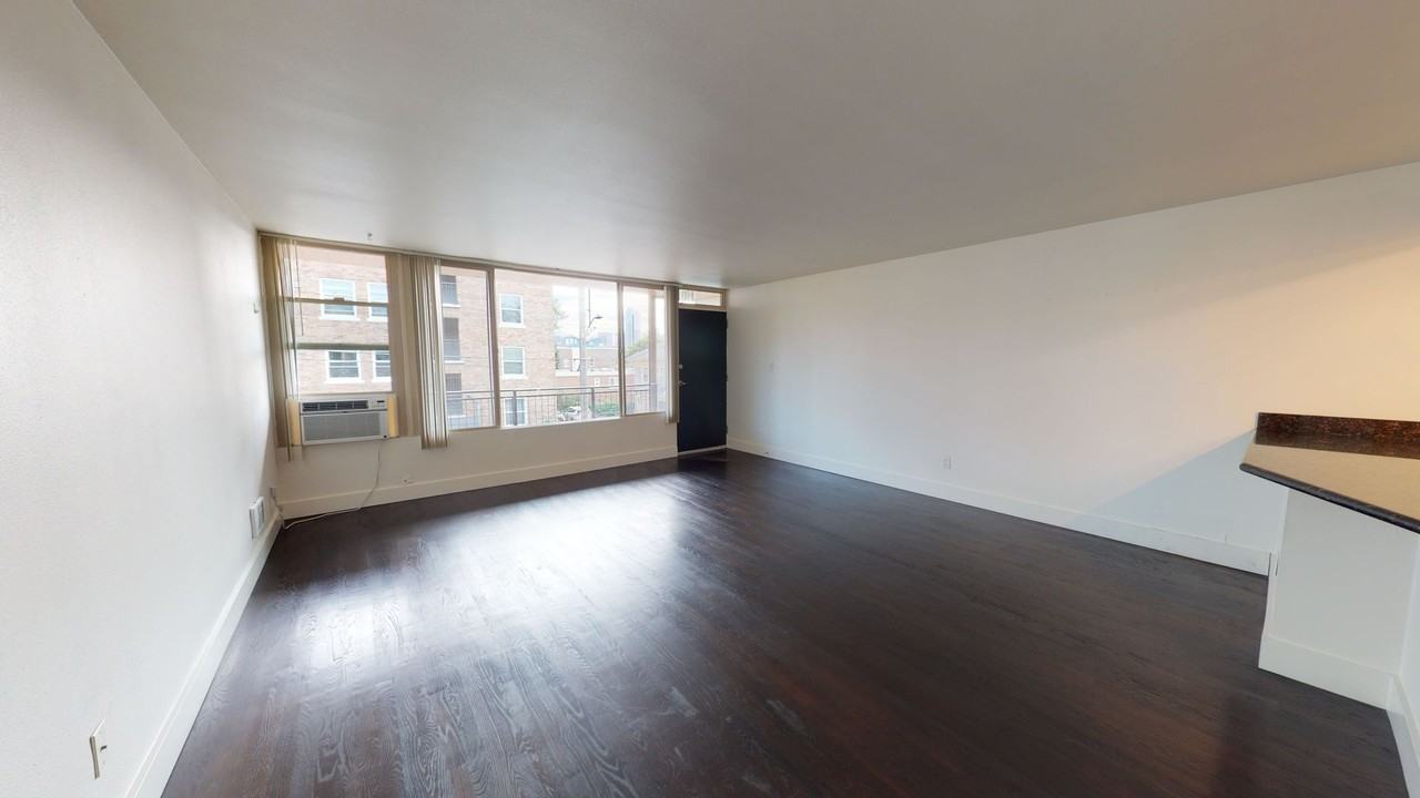 401 Harvard Ave (123) - Photo 6 of 9