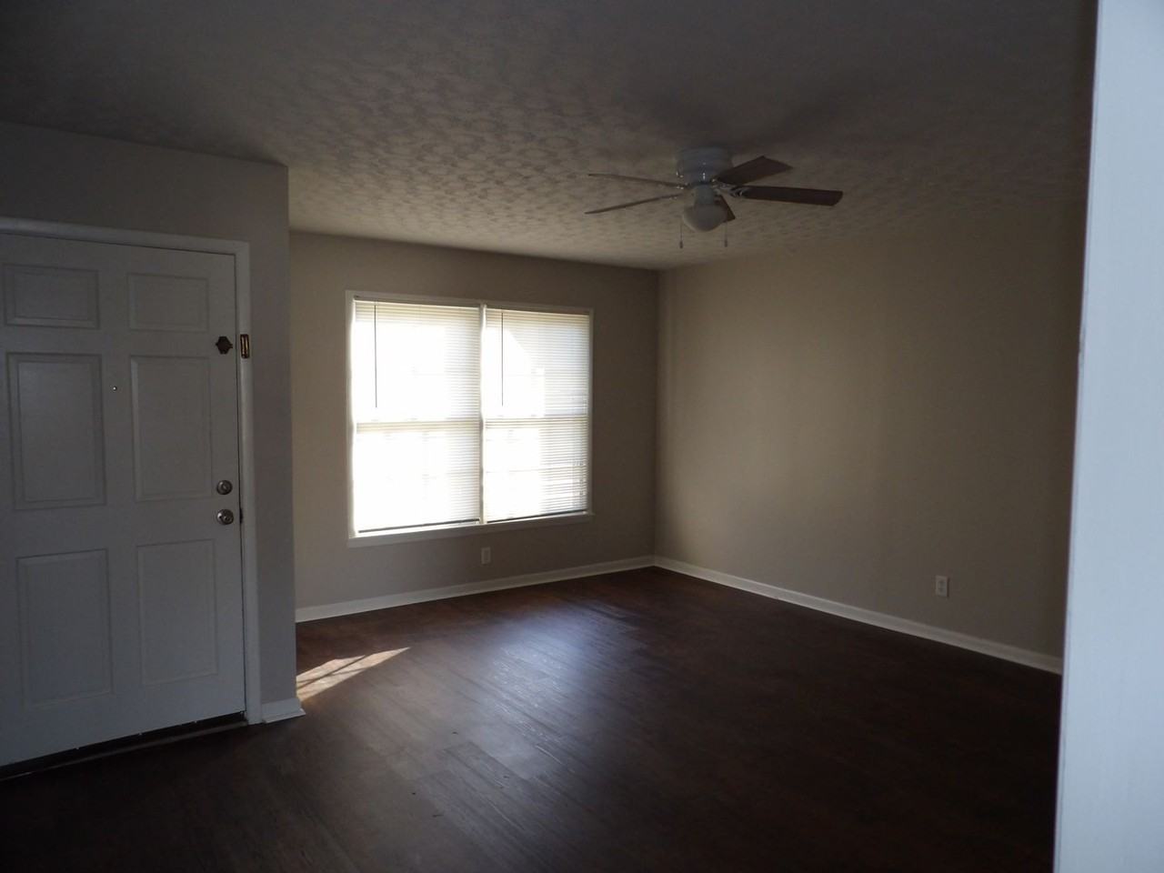 635 Sharon Ln - Photo 2 of 6