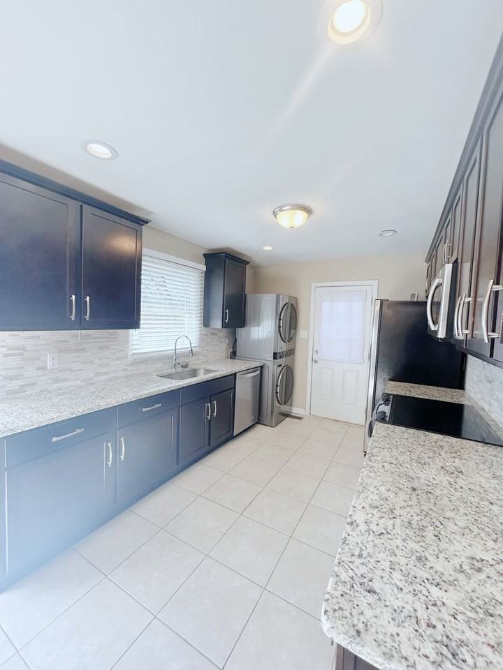 2307 Wintergreen Pl - Photo 5 of 19