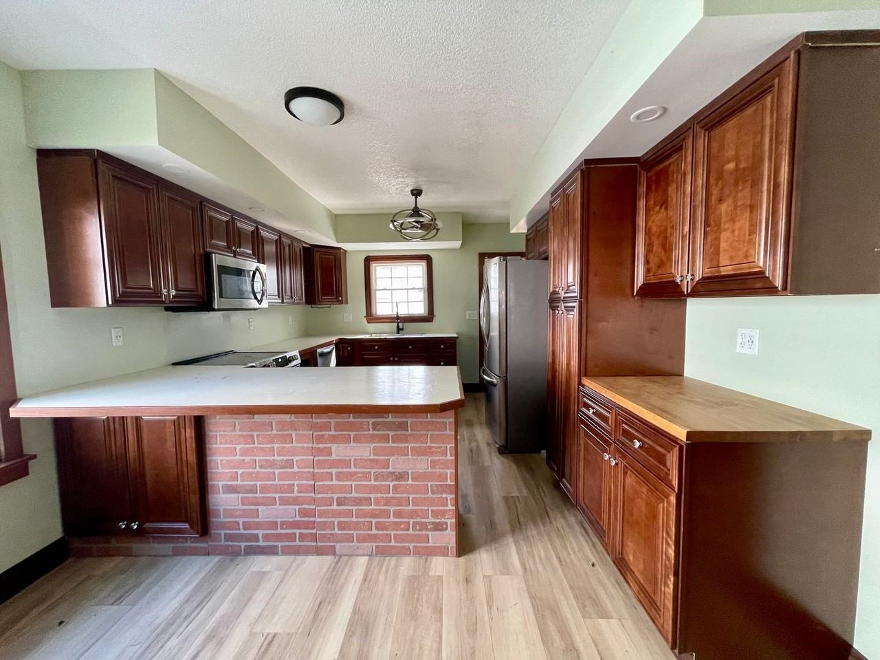 55 W Raleigh Ave - Photo 2 of 8
