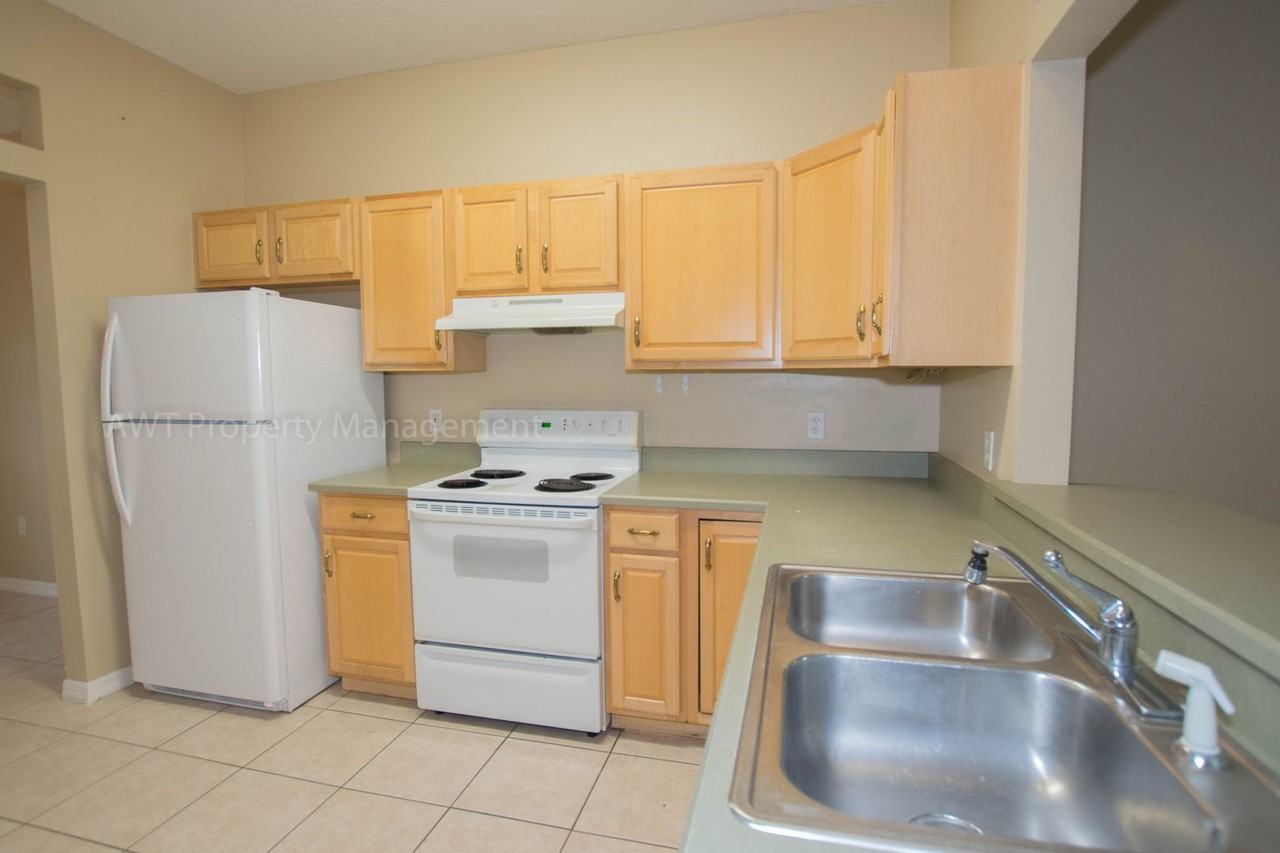 88A Farmsworth Dr - Photo 6 of 22