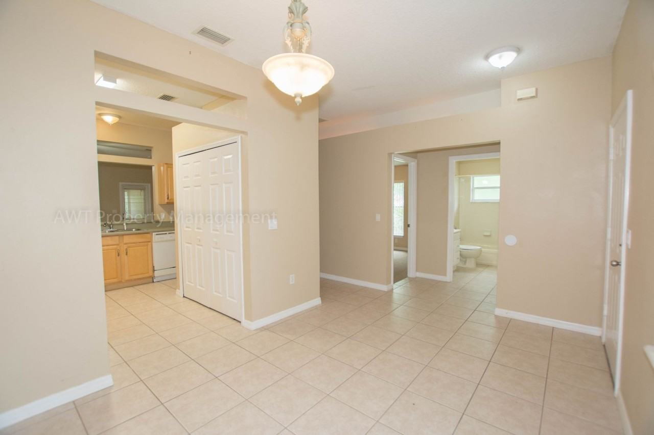 88A Farmsworth Dr - Photo 7 of 22