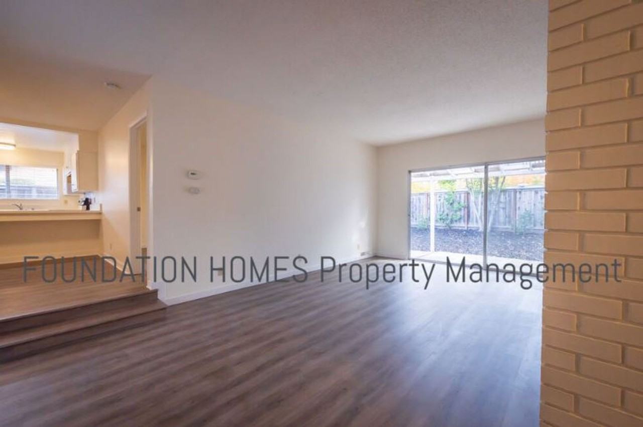 283 Emerystone Ter - Photo 2 of 11