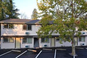 featured image of 2705 Akard Ave