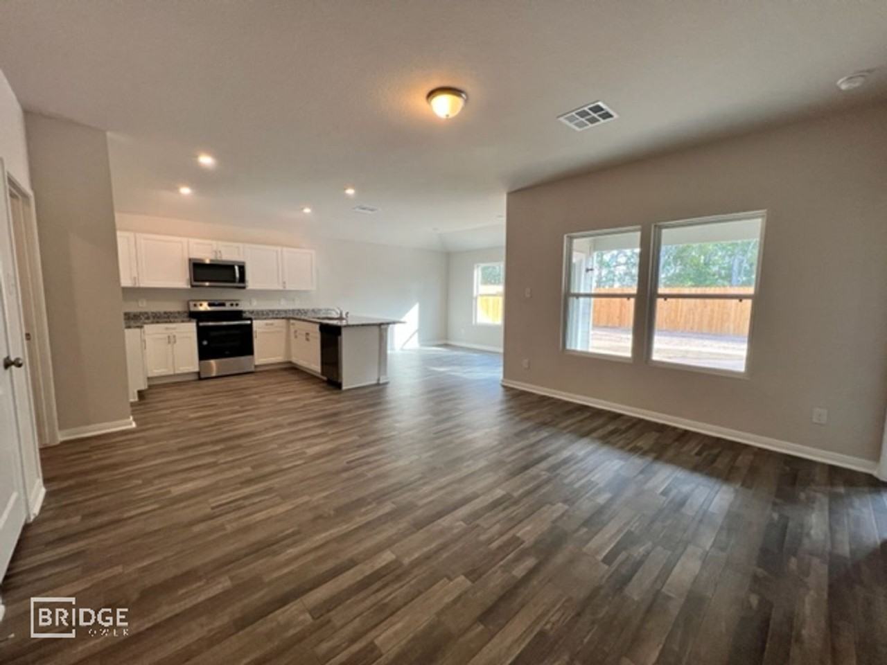 17636 Cedar Crest Dr - Photo 3 of 20