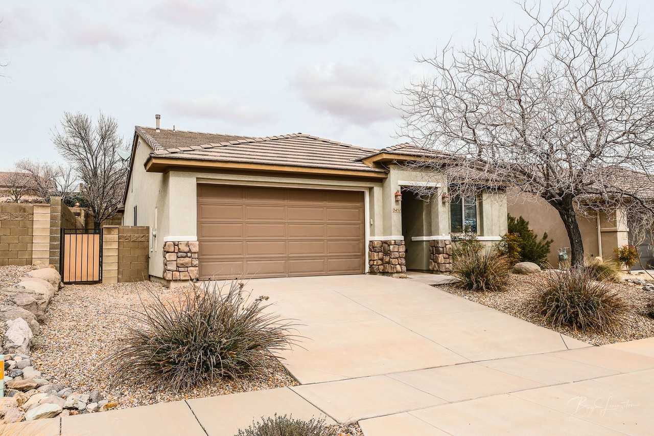 2451 E Angels Point Cir - Photo 2 of 34
