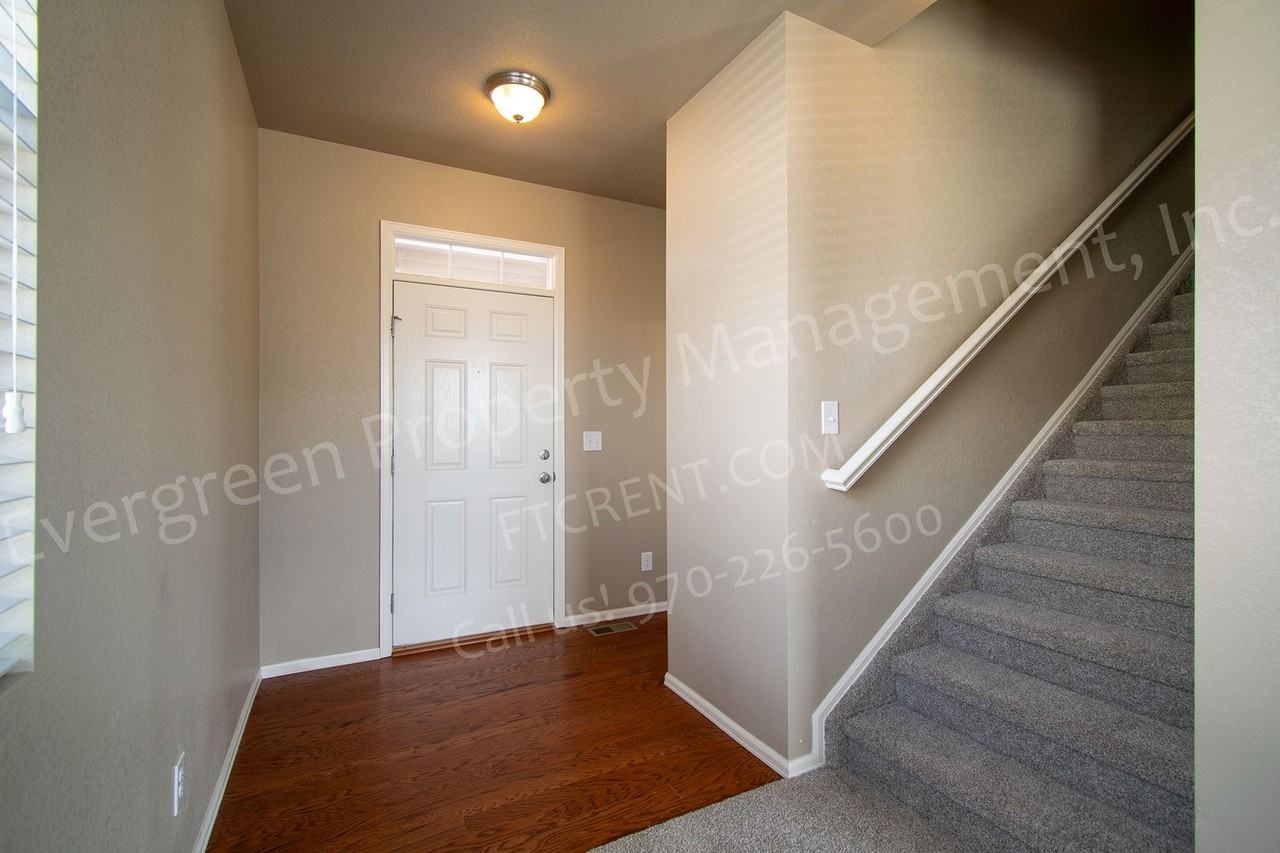 6807 Grainery Rd - Photo 2 of 49