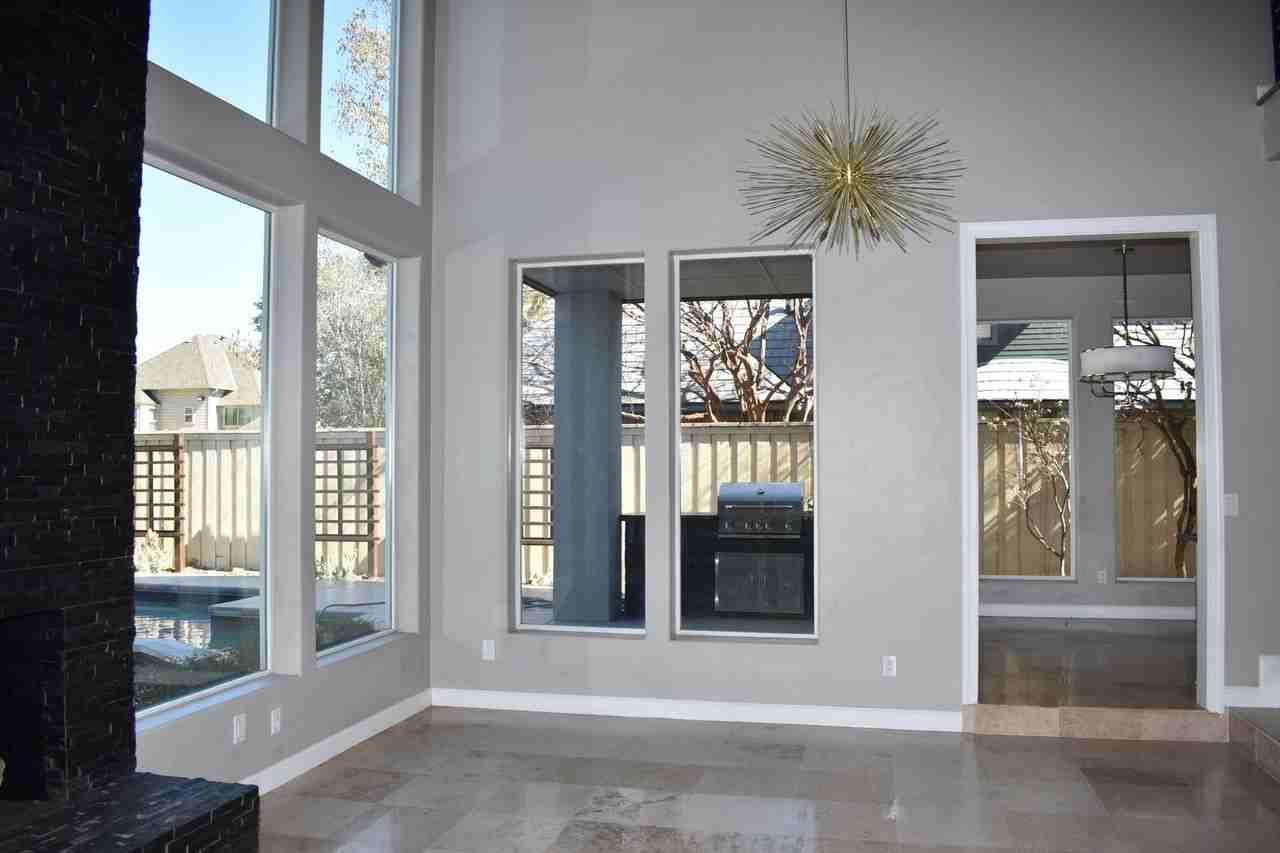 2307 Autumn Oaks Trl - Photo 7 of 33