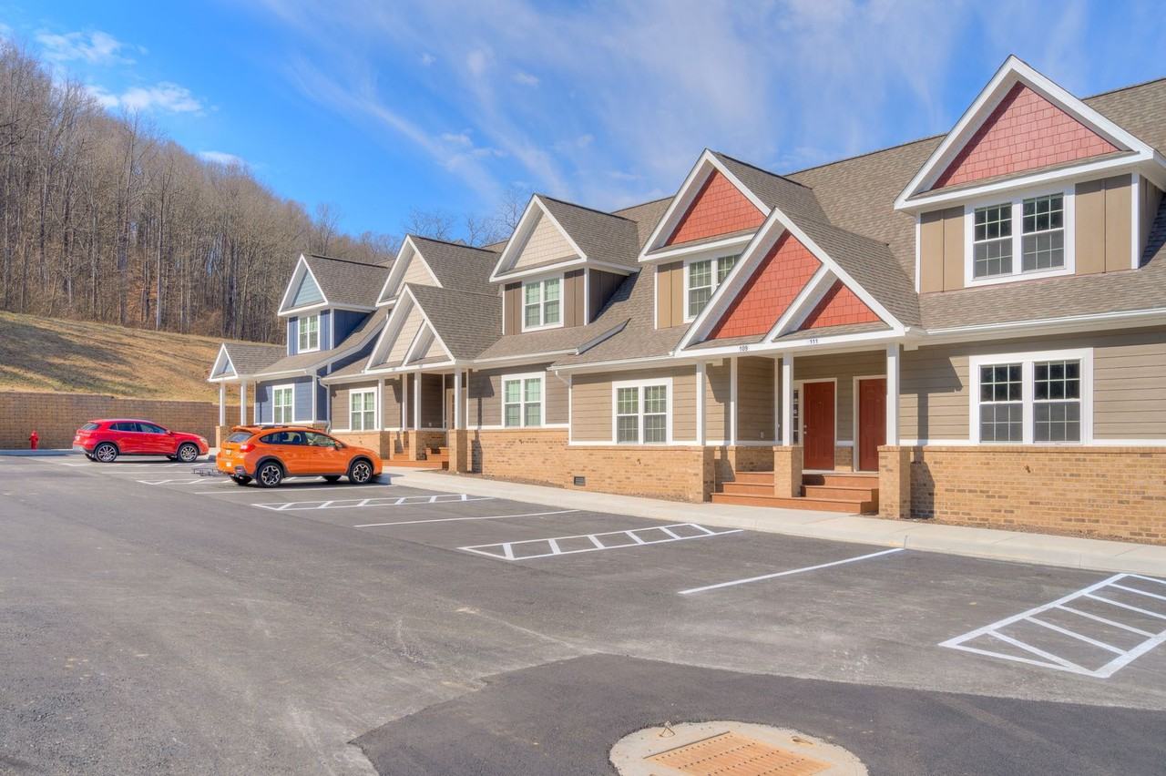 91 East Main Street - Photo 4 of 50