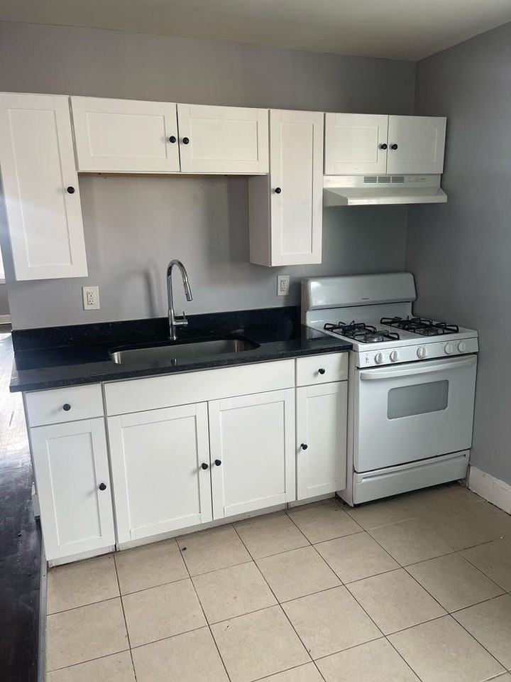 24 Harding Pl - Photo 5 of 11