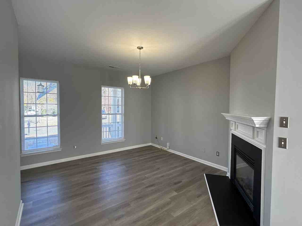 1301 Rising Oak Dr - Photo 3 of 15