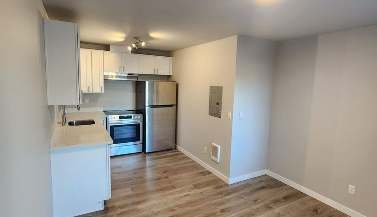 7626 Pacific Avenue South #301 - Photo 7 of 10