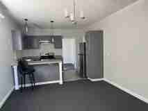 400 Saxon St #3 - Photo 1 of 1