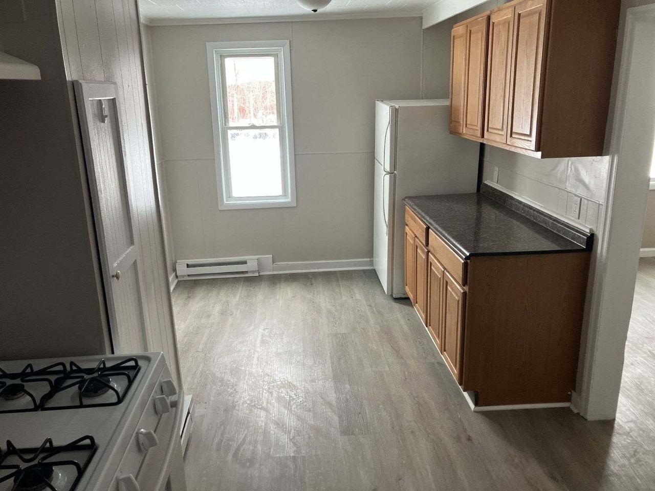105 Nock St - Photo 3 of 7