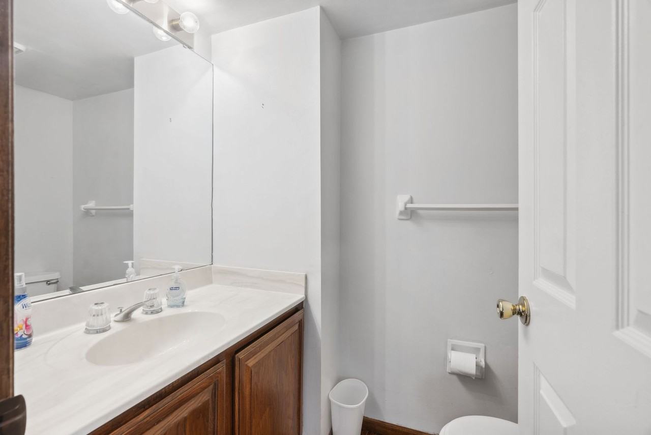 12110 Autumn Lakes Dr - Photo 5 of 43