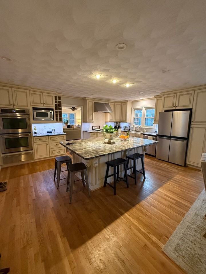 1437 Ashley Dr - Photo 2 of 8