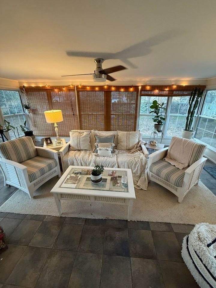 1437 Ashley Dr - Photo 5 of 8