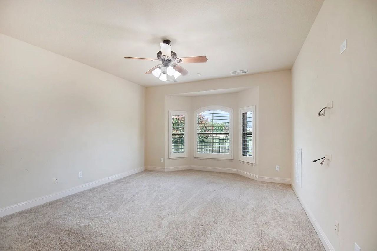 5845 Tuleys Creek Dr - Photo 5 of 24