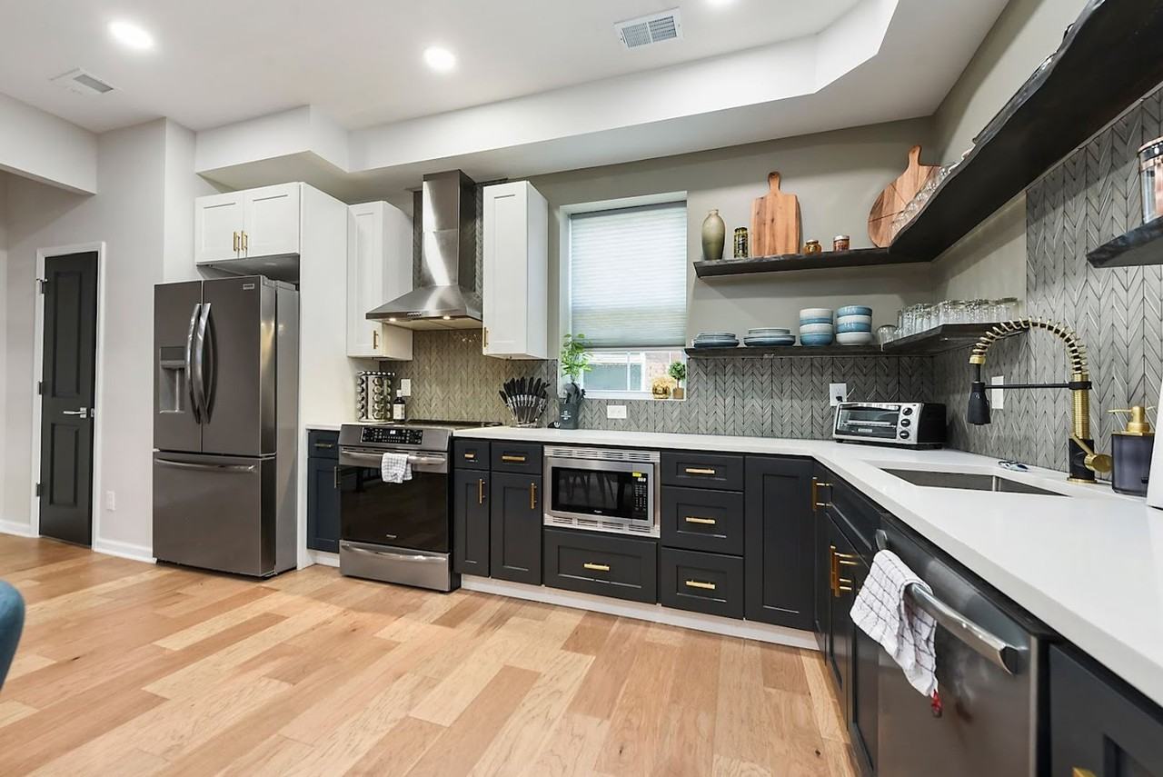 845 Blossom Way - Photo 3 of 25