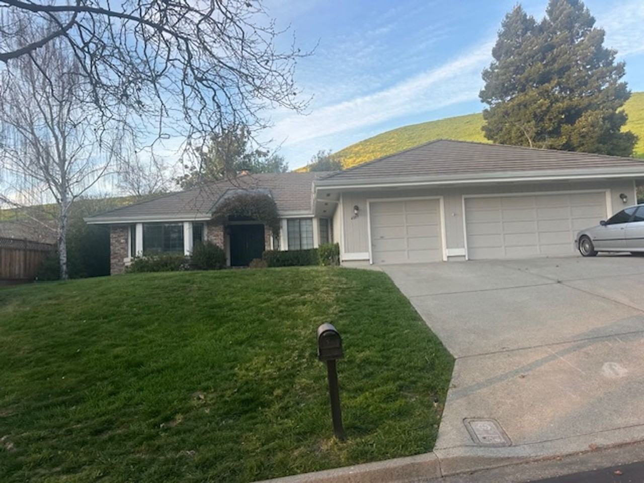 4089 Sugar Maple Dr - Photo 5 of 50