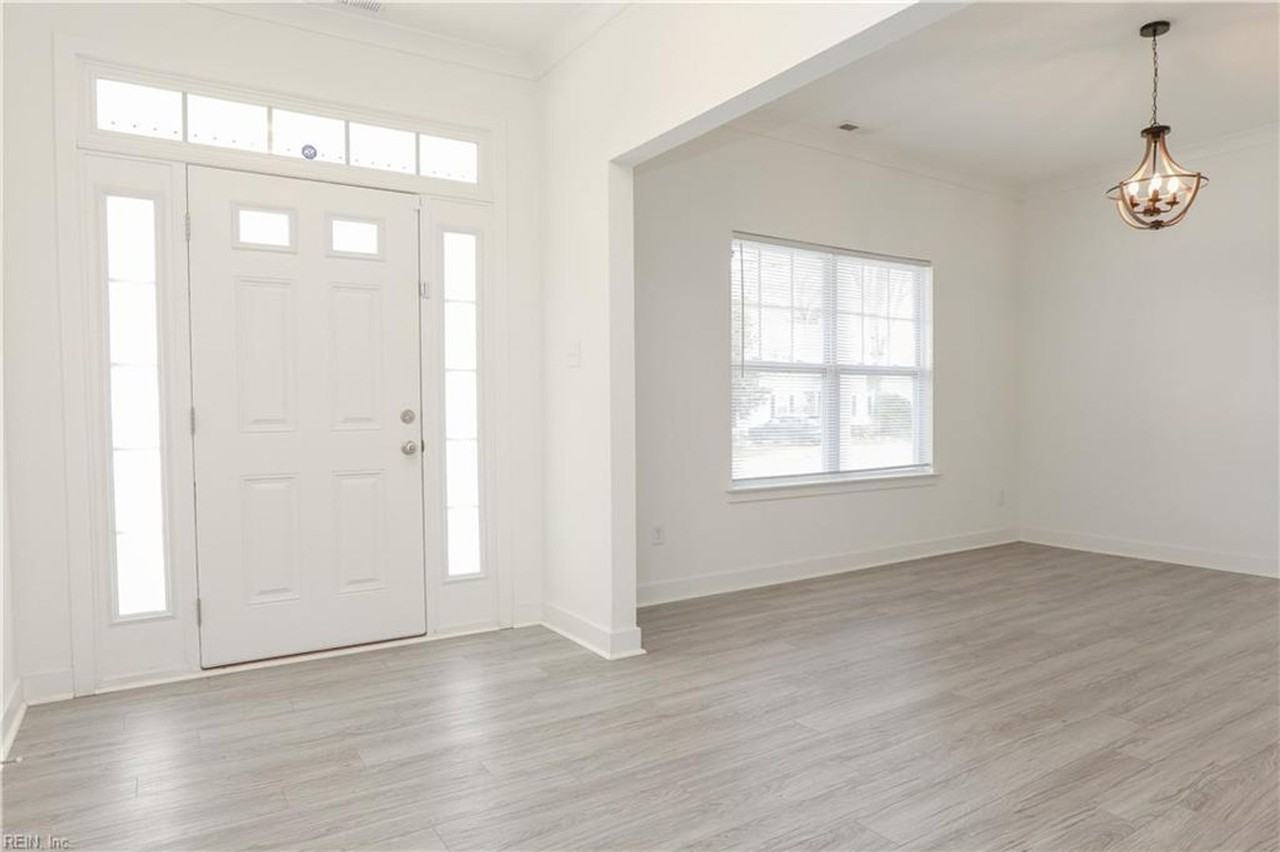 632 Earl St - Photo 3 of 47