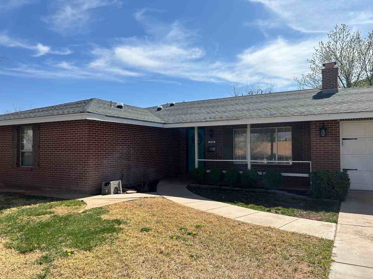 1110 E Fort Pierce Dr N - Photo 3 of 50