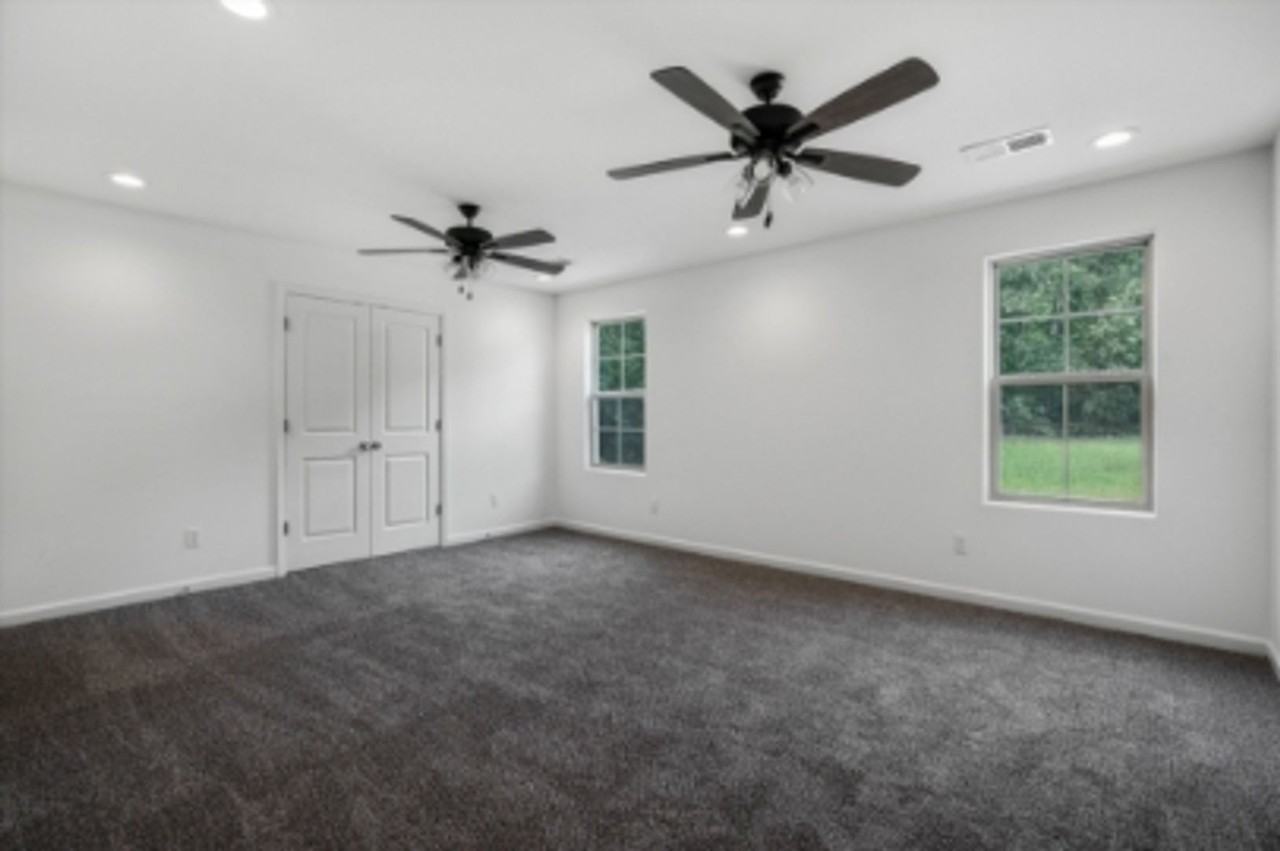 57 Scattered Oaks Dr - Photo 6 of 26