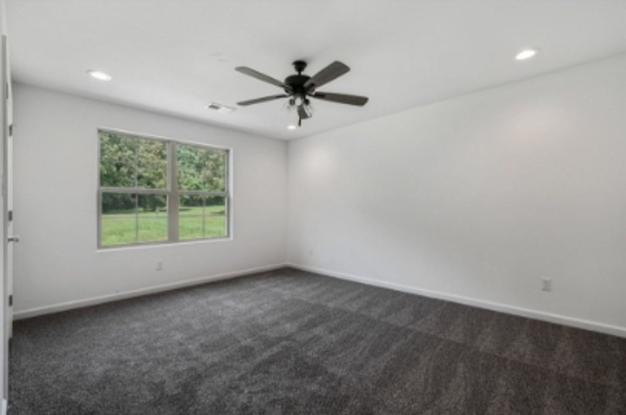 57 Scattered Oaks Dr - Photo 7 of 26